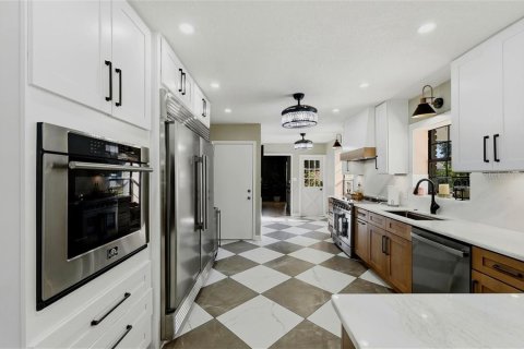 Casa en venta en Lakeland, Florida, 5 dormitorios, 390.65 m2 № 2111843 - foto 23
