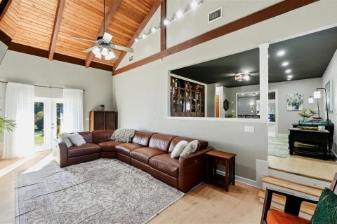Casa en venta en Lakeland, Florida, 5 dormitorios, 390.65 m2 № 2111843 - foto 17