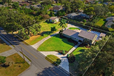 Casa en venta en Lakeland, Florida, 5 dormitorios, 390.65 m2 № 2111843 - foto 3