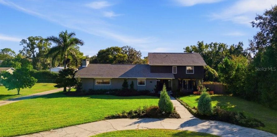 Casa en Lakeland, Florida 5 dormitorios, 390.65 m2 № 2111843