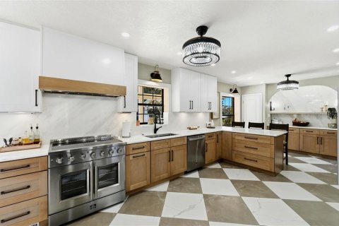 Casa en venta en Lakeland, Florida, 5 dormitorios, 390.65 m2 № 2111843 - foto 19