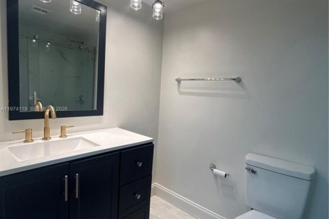 Condominio en alquiler en Hollywood, Florida, 2 dormitorios, 85.47 m2 № 2036407 - foto 18