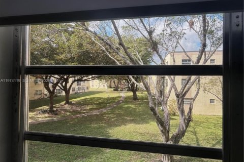 Condominio en alquiler en Hollywood, Florida, 2 dormitorios, 85.47 m2 № 2036407 - foto 20