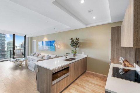 Condo in Miami, Florida, 2 bedrooms  № 1927741 - photo 11