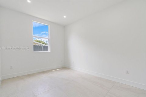 Купить виллу или дом в Опа-Локка, Флорида 4 спальни, 110.93м2, № 2044973 - фото 23