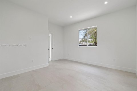 Купить виллу или дом в Опа-Локка, Флорида 4 спальни, 110.93м2, № 2044973 - фото 26