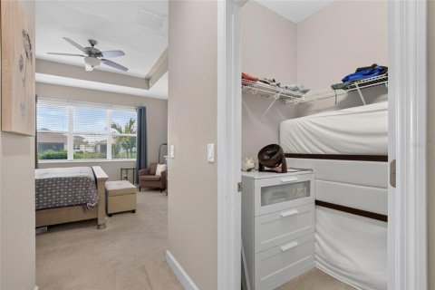 House in Wimauma, Florida 2 bedrooms, 189.52 sq.m. № 2299899 - photo 24