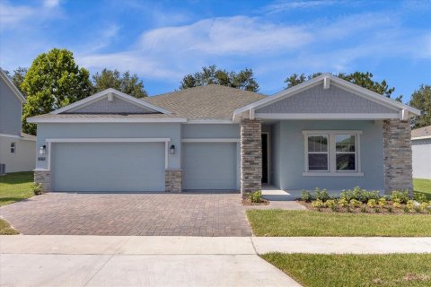 House in Apopka, Florida 4 bedrooms, 219.53 sq.m. № 1909049 - photo 1