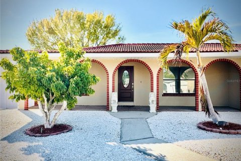 Casa en venta en Apollo Beach, Florida, 3 dormitorios, 157.19 m2 № 2144746 - foto 3
