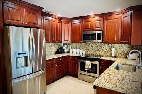 Casa en venta en Apollo Beach, Florida, 3 dormitorios, 157.19 m2 № 2144746 - foto 14
