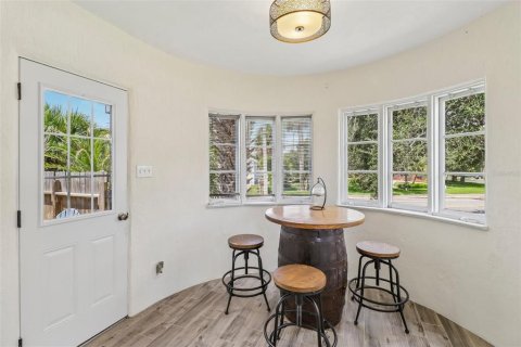 Villa ou maison à vendre à Daytona Beach, Floride: 3 chambres, 177.81 m2 № 2312434 - photo 11