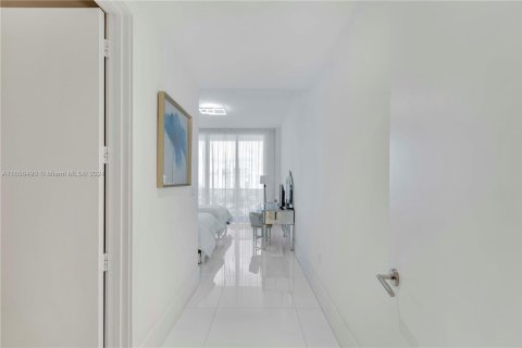 Condo in Aventura, Florida, 3 bedrooms  № 1865096 - photo 22