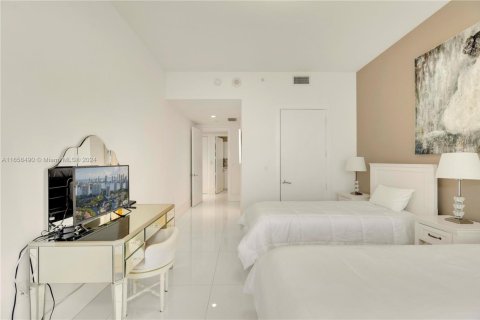 Condo in Aventura, Florida, 3 bedrooms  № 1865096 - photo 27