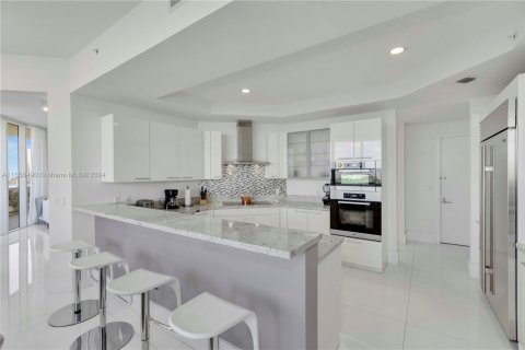 Condo in Aventura, Florida, 3 bedrooms  № 1865096 - photo 7
