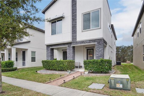 Casa en venta en Winter Garden, Florida, 3 dormitorios, 193.42 m2 № 2155202 - foto 2