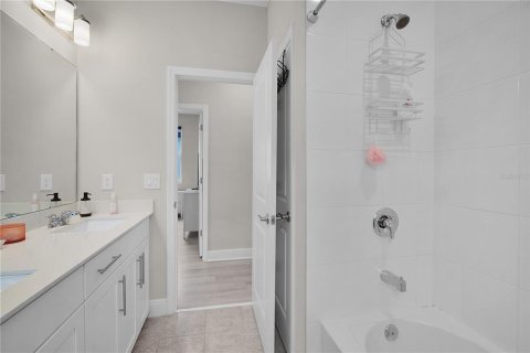 Casa en venta en Winter Garden, Florida, 3 dormitorios, 193.42 m2 № 2155202 - foto 25