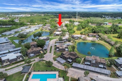 Townhouse in Leesburg, Florida 2 bedrooms, 119.66 sq.m. № 1620310 - photo 4