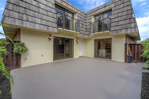 Townhouse in Leesburg, Florida 2 bedrooms, 119.66 sq.m. № 1620310 - photo 11