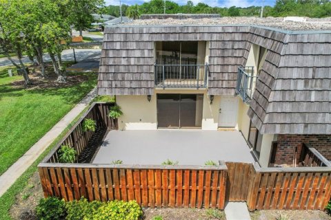 Townhouse in Leesburg, Florida 2 bedrooms, 119.66 sq.m. № 1620310 - photo 1