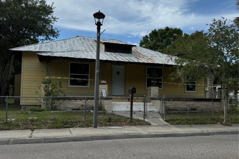 House in New Smyrna Beach, Florida 4 bedrooms, 155.43 sq.m. № 1780985 - photo 21