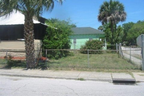 House in New Smyrna Beach, Florida 4 bedrooms, 155.43 sq.m. № 1780985 - photo 18