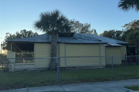 House in New Smyrna Beach, Florida 4 bedrooms, 155.43 sq.m. № 1780985 - photo 2