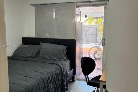 Villa ou maison à vendre à Miami, Floride: 3 chambres, 111.67 m2 № 1991464 - photo 8