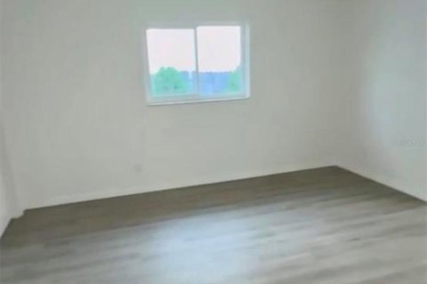 Casa en venta en Saint Petersburg, Florida, 4 dormitorios, 142.14 m2 № 2225318 - foto 5
