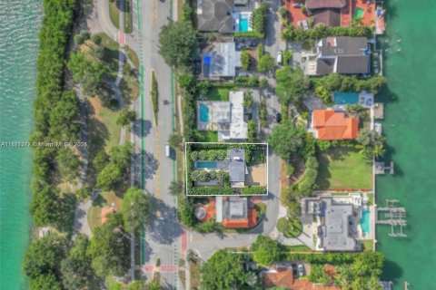 House in Miami Beach, Florida 5 bedrooms № 1928352 - photo 13