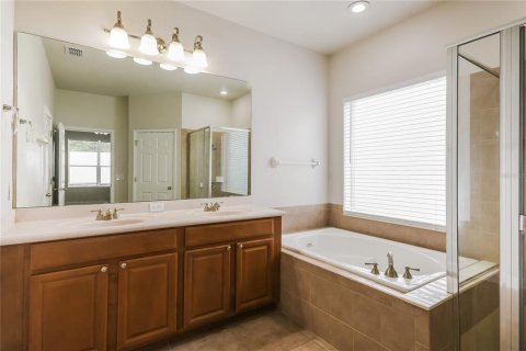 Casa en alquiler en Winter Haven, Florida, 3 dormitorios, 170.57 m2 № 1899124 - foto 11