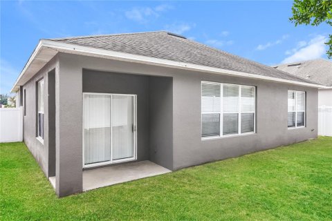 Casa en alquiler en Winter Haven, Florida, 3 dormitorios, 170.57 m2 № 1899124 - foto 15