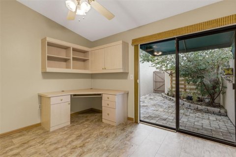 Condo in Sarasota, Florida, 2 bedrooms  № 2125155 - photo 28
