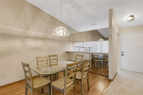 Condo in Sarasota, Florida, 2 bedrooms  № 2125155 - photo 17