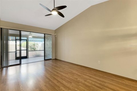 Condo in Sarasota, Florida, 2 bedrooms  № 2125155 - photo 30