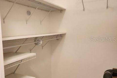 Condo in Sarasota, Florida, 2 bedrooms  № 2125155 - photo 25