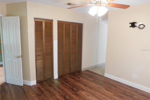 Casa en venta en Masaryktown, Florida, 2 dormitorios, 113.15 m2 № 2377883 - foto 12