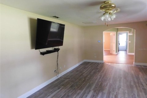 Casa en venta en Masaryktown, Florida, 2 dormitorios, 113.15 m2 № 2377883 - foto 19