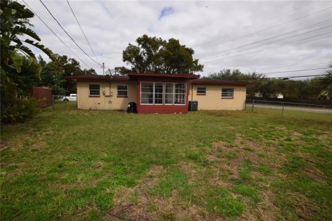 Villa ou maison à louer à Orlando, Floride: 3 chambres, 106.56 m2 № 2437382 - photo 5