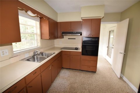 Villa ou maison à louer à Orlando, Floride: 3 chambres, 106.56 m2 № 2437382 - photo 13