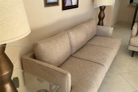 Copropriété à louer à Miami Beach, Floride: 1 chambre, 99.87 m2 № 2000803 - photo 24