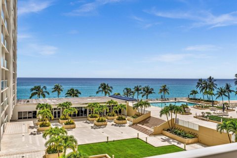 Copropriété à vendre à Fort Lauderdale, Floride: 1 chambre, 122.63 m2 № 2387043 - photo 11