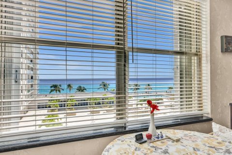 Copropriété à vendre à Fort Lauderdale, Floride: 1 chambre, 122.63 m2 № 2387043 - photo 28