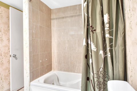 Copropriété à vendre à Fort Lauderdale, Floride: 1 chambre, 122.63 m2 № 2387043 - photo 22