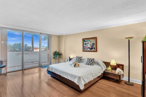 Copropriété à vendre à Fort Lauderdale, Floride: 1 chambre, 122.63 m2 № 2387043 - photo 15