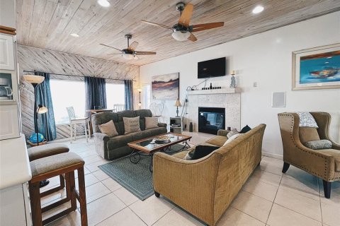 Casa en alquiler en New Smyrna Beach, Florida, 4 dormitorios, 163.88 m2 № 1637445 - foto 3