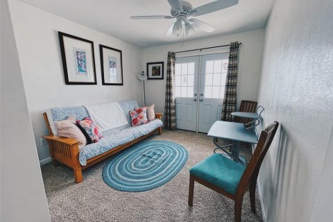 Casa en alquiler en New Smyrna Beach, Florida, 4 dormitorios, 163.88 m2 № 1637445 - foto 25