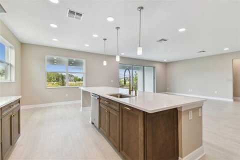 Casa en venta en Wesley Chapel, Florida, 4 dormitorios, 290.41 m2 № 1515349 - foto 19