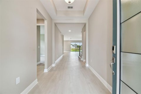 Casa en venta en Wesley Chapel, Florida, 4 dormitorios, 290.41 m2 № 1515349 - foto 4