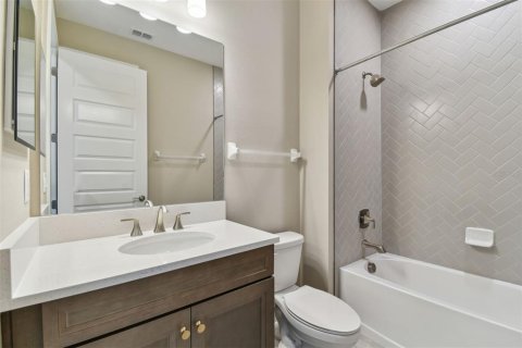 Casa en venta en Wesley Chapel, Florida, 4 dormitorios, 290.41 m2 № 1515349 - foto 8