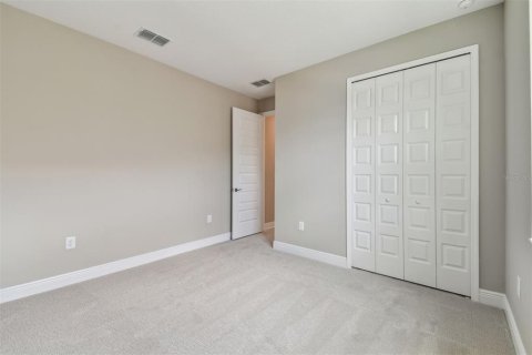 Casa en venta en Wesley Chapel, Florida, 4 dormitorios, 290.41 m2 № 1515349 - foto 9